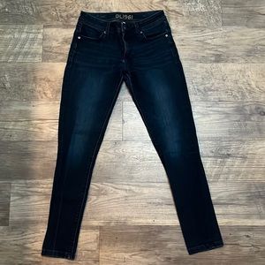 4-way stretch DL1961’s baby!